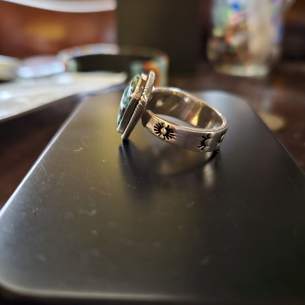 Ring - Picture 2 of 6